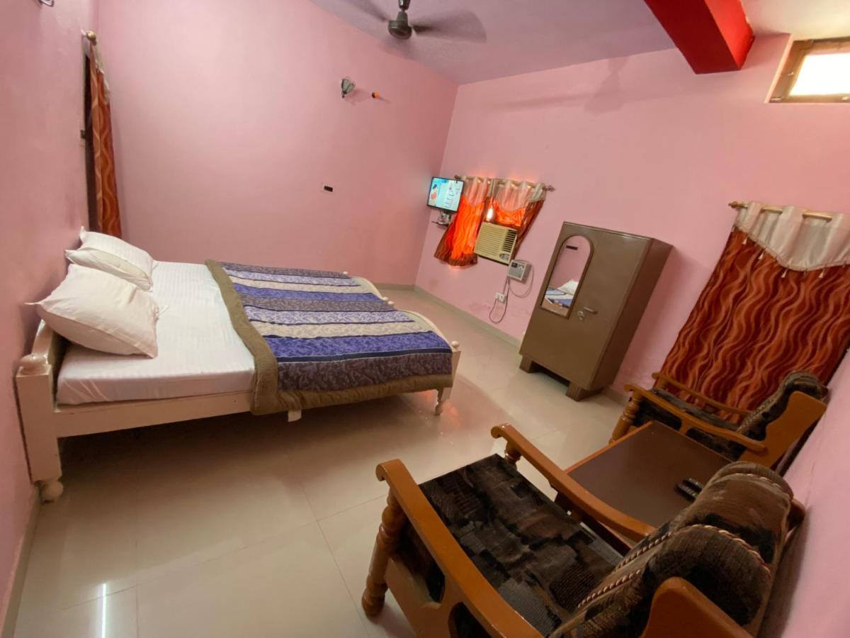 Hotel Shri Mahant Orchha 5 Mint Walking From Ram Raja Temple Ngoại thất bức ảnh