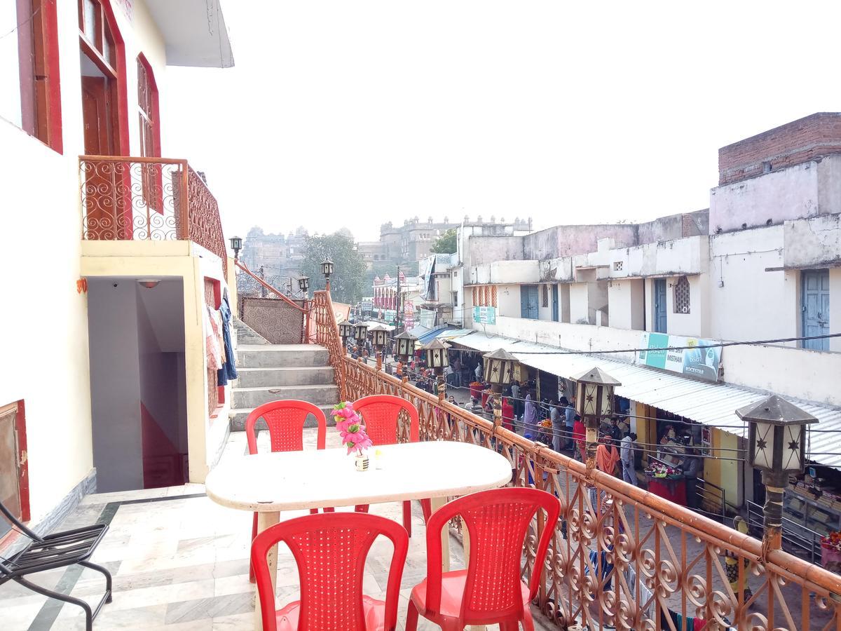 Hotel Shri Mahant Orchha 5 Mint Walking From Ram Raja Temple Ngoại thất bức ảnh
